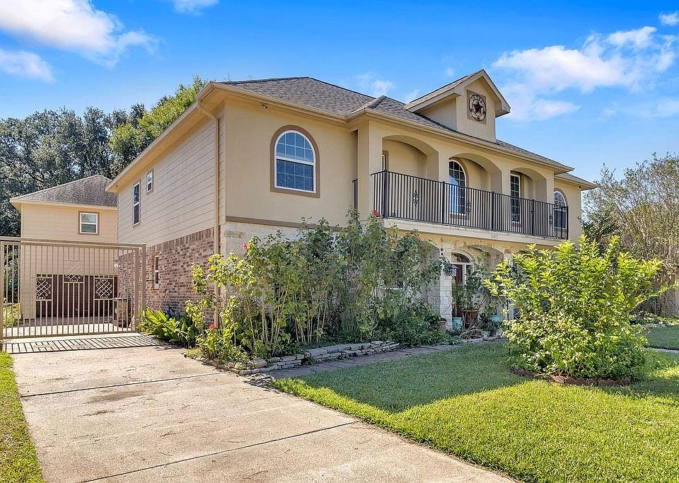 1st image of 16017 Congo Ln NW