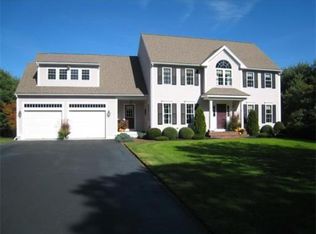 70 Highland Cir, Halifax, MA 02338