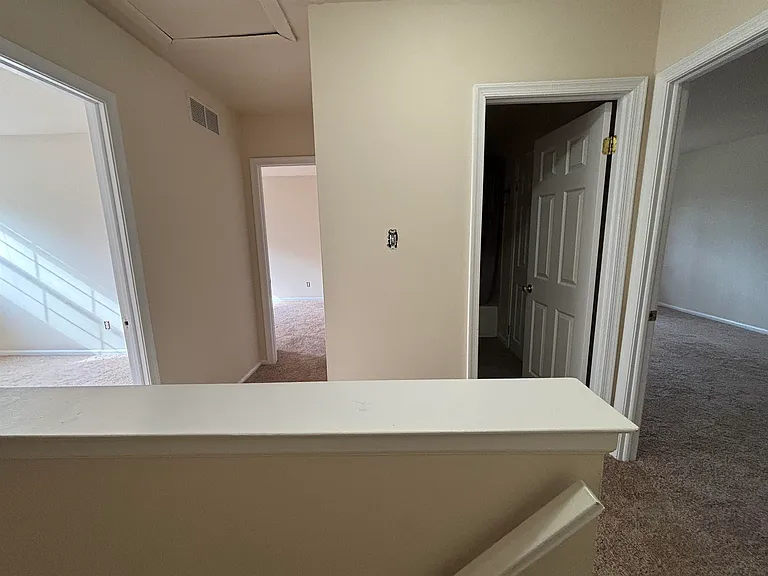 241 Washington Pl — Photo 11