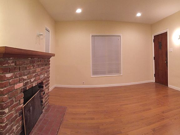 entrance room/living room