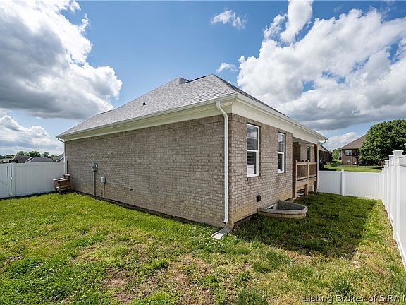 4th image of 8723 Brookhollow Court