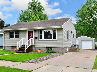 1207 W Mark St, Winona, MN 55987