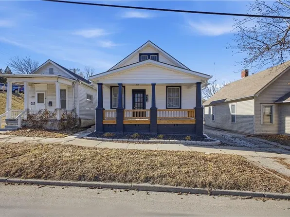 1214 S 22nd St, Saint Joseph, MO 64507