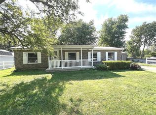 523 S Washington St, Sullivan, IL 61951