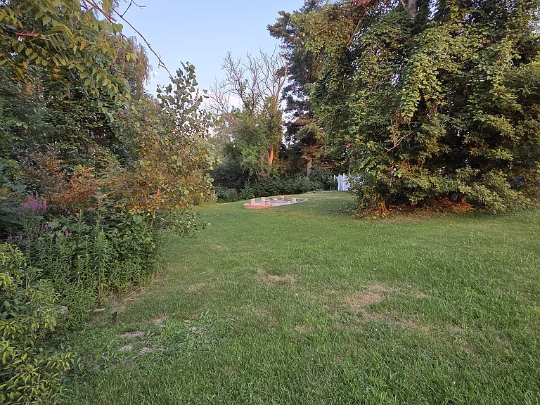 5746 S Bay Rd — Photo 5