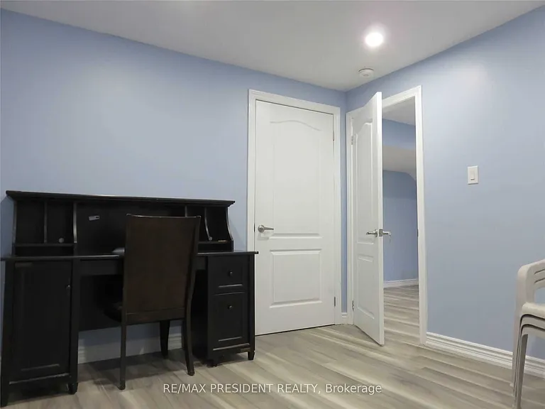 32 Ventura Ave #BASEMENT — Photo 7