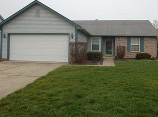 608 Sugar Maple Ln, Mooresville, IN