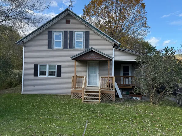 327 Jay Rd, Richford, VT 05476