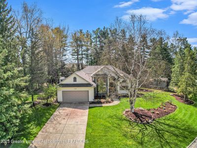 3962 White Pine Dr, Dewitt, MI, 48820