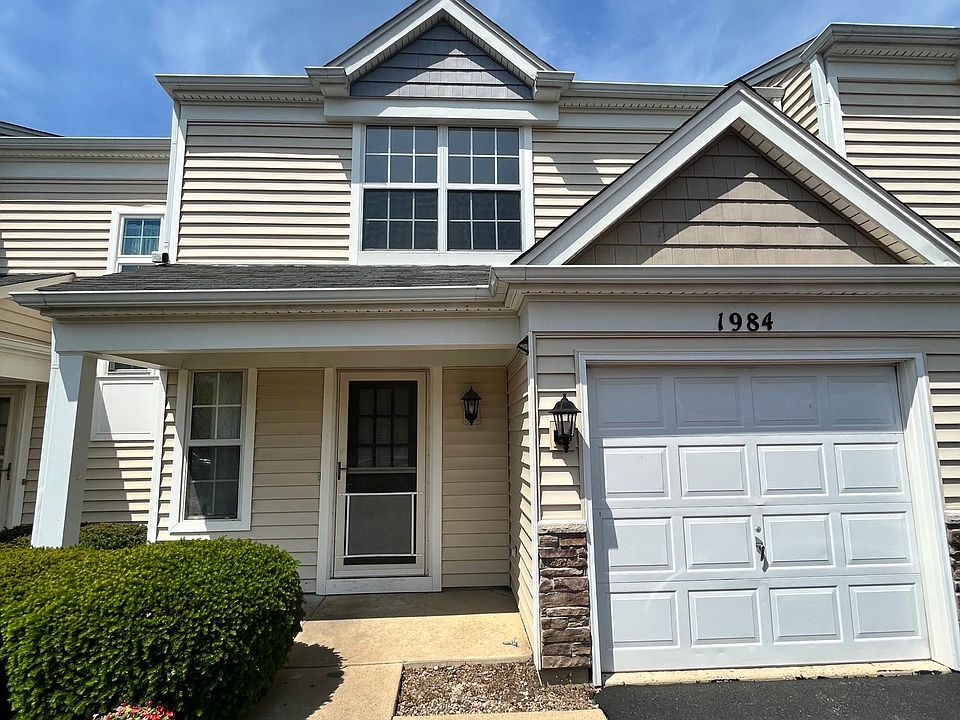 1st image of 1984 College Green Dr