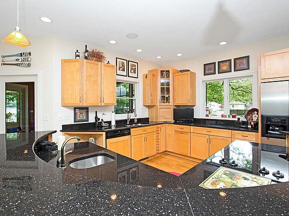 3rd image of 24056 S Shore Dr