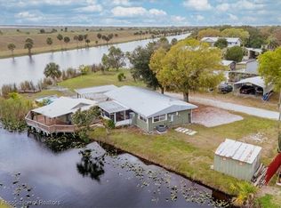 1083 Sunset Strip, Okeechobee, FL 34974