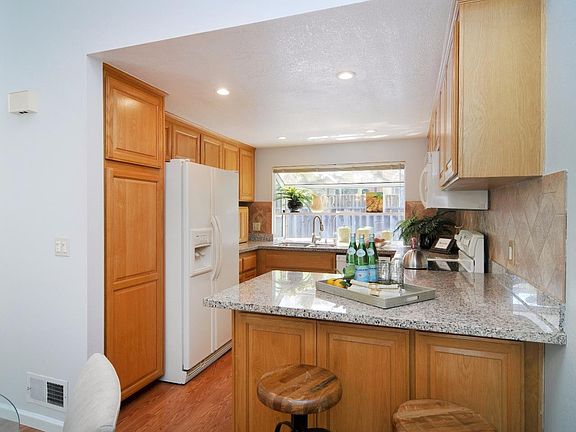 4th image of 20154 Northwind Sq