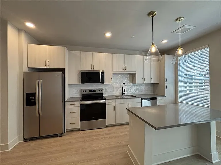 District on the Etowah Apartments — Photo 66