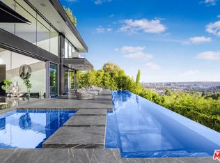 1369 Londonderry Pl, Los Angeles, CA 90069