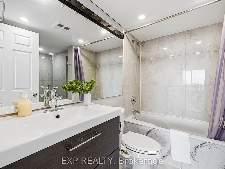 22 Hanover Rd #1710 — Photo 37