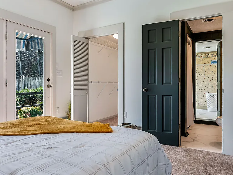 Poplar Hill Ln — Photo 11