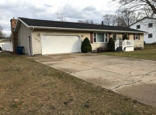 3440 Butler Dr, Norton Shores, MI