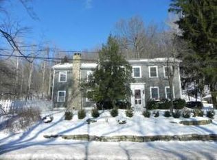 2500 Raccoon Valley Rd, Granville, OH 43023