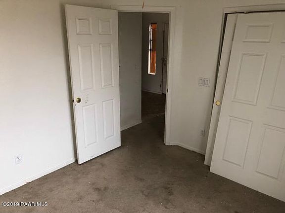 5th image of 7625 N Knollwood Way
