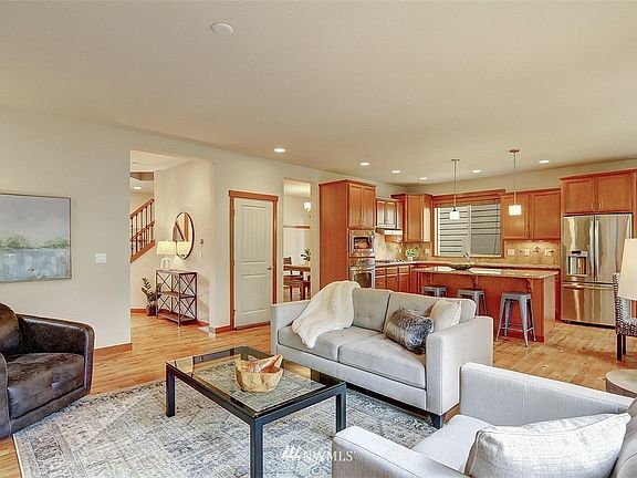 Spacious everyday areas.