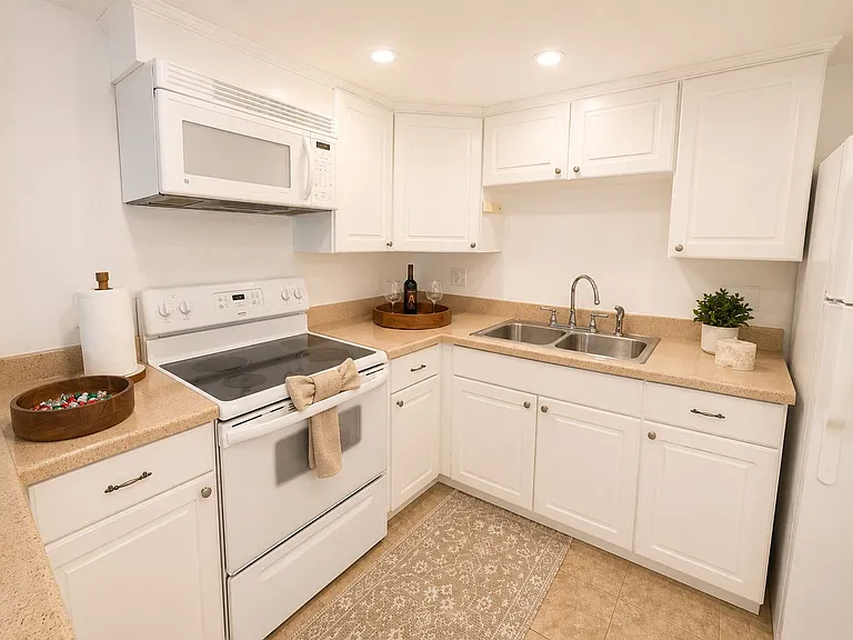 5820 N Church Ave #112 — Photo 13