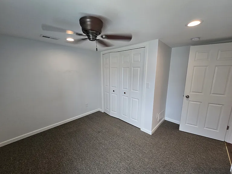 904 W Welsh St #B — Photo 18