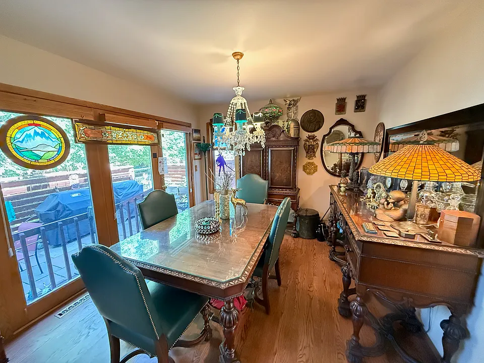 5563 Stonewall Pl