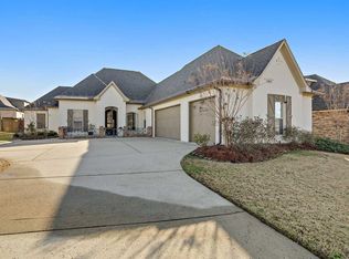 706 Amber Way, Flowood, MS 39232
