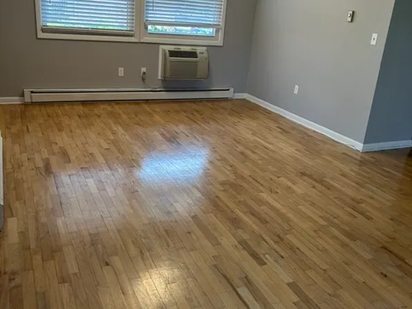 15 Cottage St #17-4A, Midland Park, NJ 07432