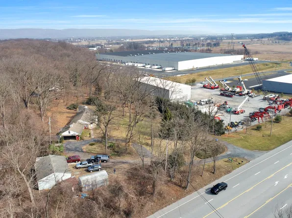 7106 Carlisle Pike, Carlisle, PA 17015
