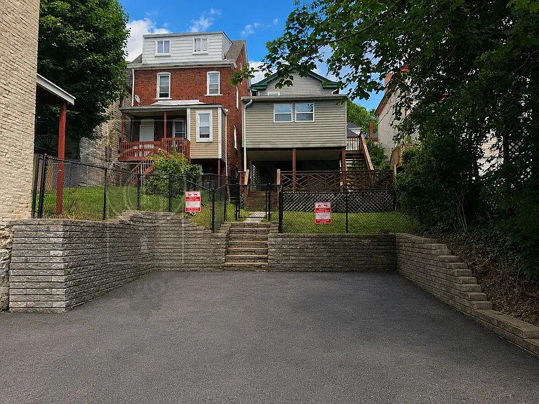 618 Southern Ave — Photo 5