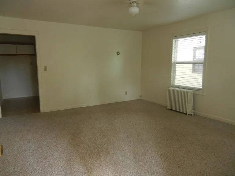 224 Teller Ave — Photo 2