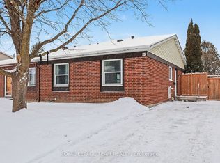 23 Spearman Ln, Ottawa, ON K2L 1Y6
