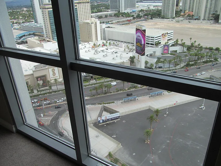 200 W Sahara Ave #2605 — Photo 21