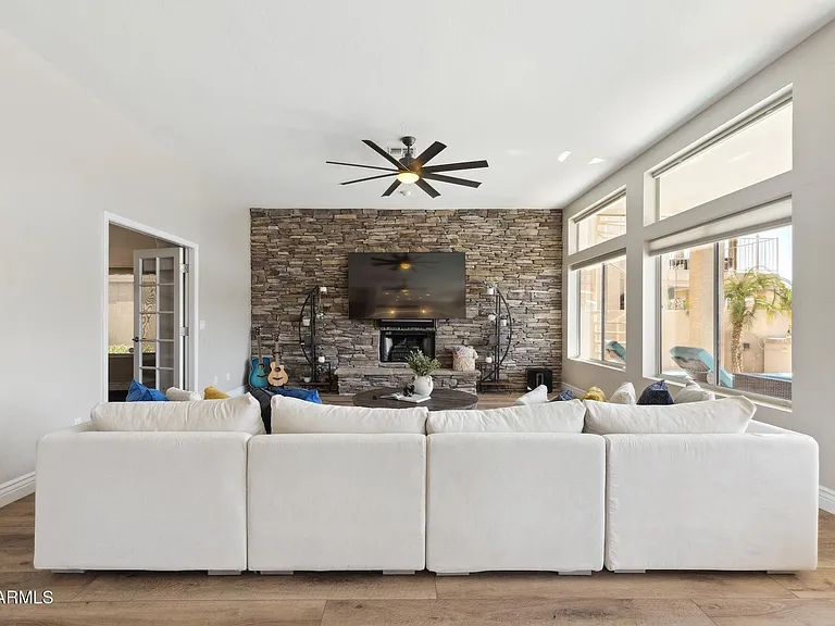 1321 W Shellfish Dr — Photo 22