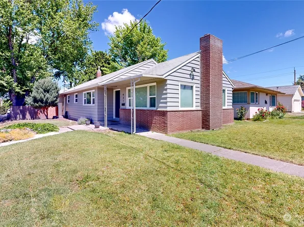 431 SE Hillcrest Drive, College Place, WA 99362