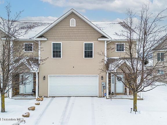 3rd image of 233 Shadow Wood Cir