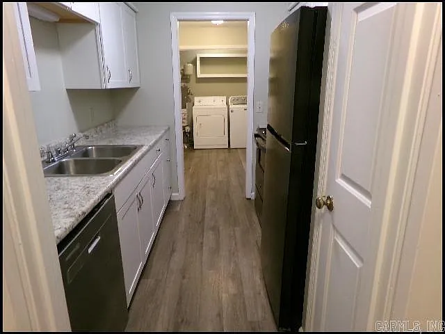 1807 Sanford Dr #3 — Photo 8