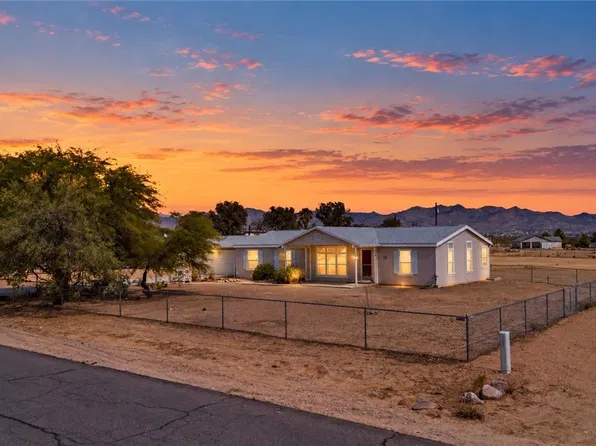 572 S Santa Maria Road, Golden Valley, AZ 86413