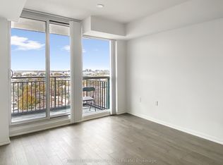 3091 Dufferin St #1204, Toronto, ON M6A 0C4