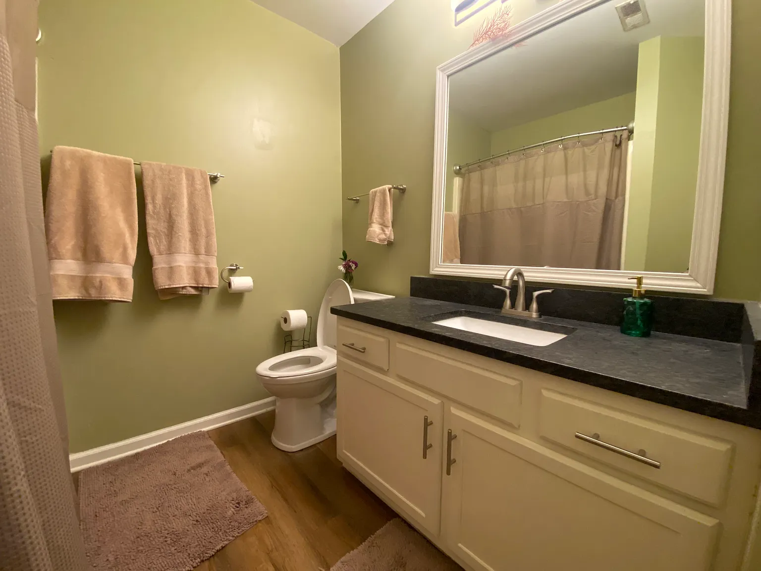 3 bed, 1135 sqft, $700 — Photo 2