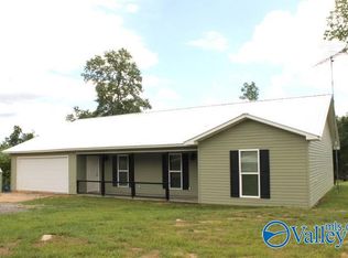 1396 Garrett St, Rainsville, AL 35986
