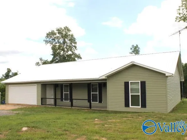 1396 Garrett St, Rainsville, AL 35986