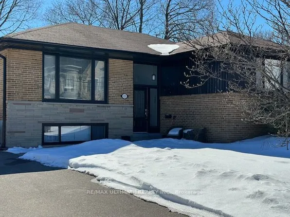 111 Combe Ave, Toronto, ON M3H 4J8