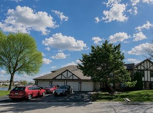 1956 N Hidden Creek Cir Unit 3, Palatine, IL 60074