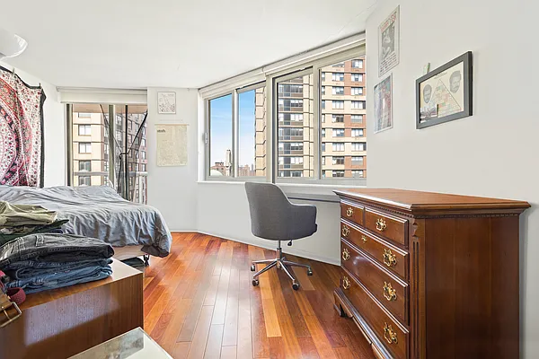 Rented by Corcoran | media 11