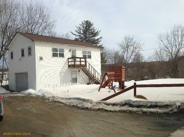 454 Center Rd, Fairfield, ME 04937