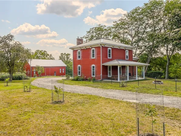 9388 Kennard Rd, Lodi, OH 44254