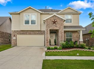 912 Falcon Rd, Argyle, TX 76226